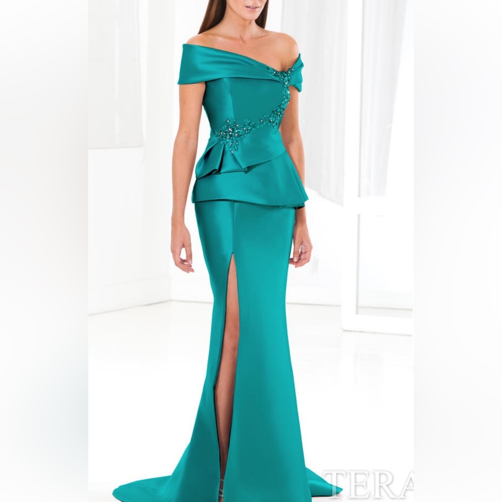 Terani Couture One Shoulder Teal Dress